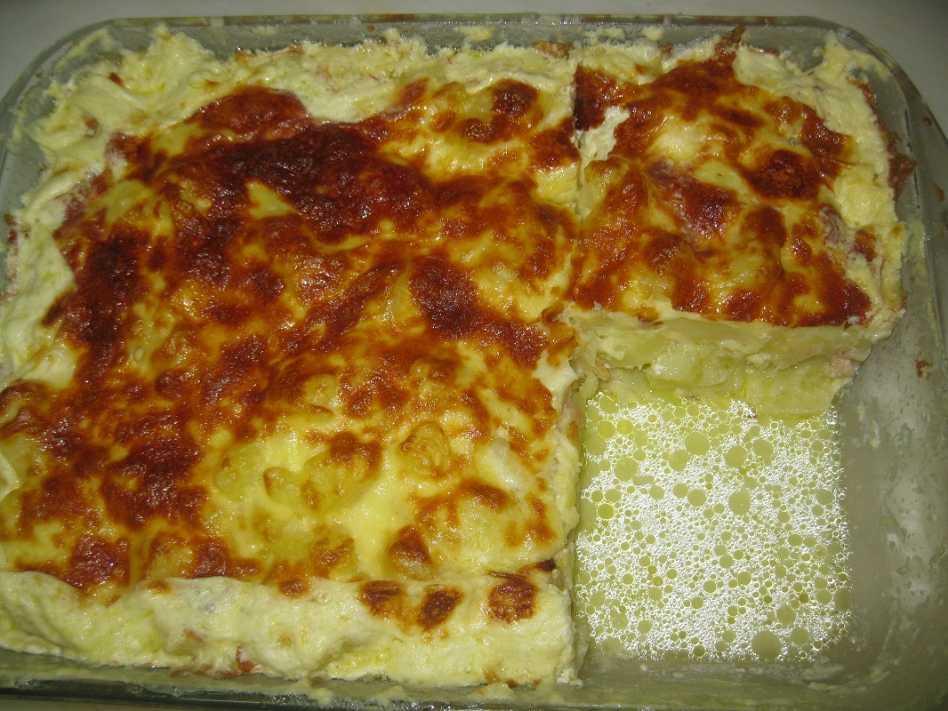 Cartofi gratinati