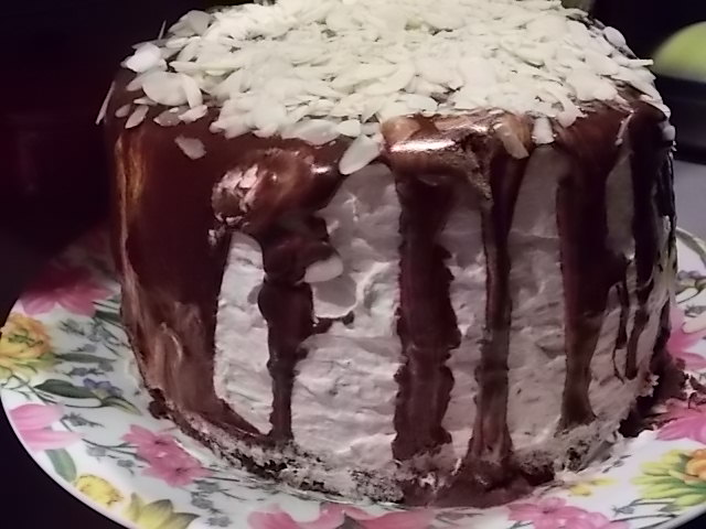 Tort cu crema de nuca de cocos