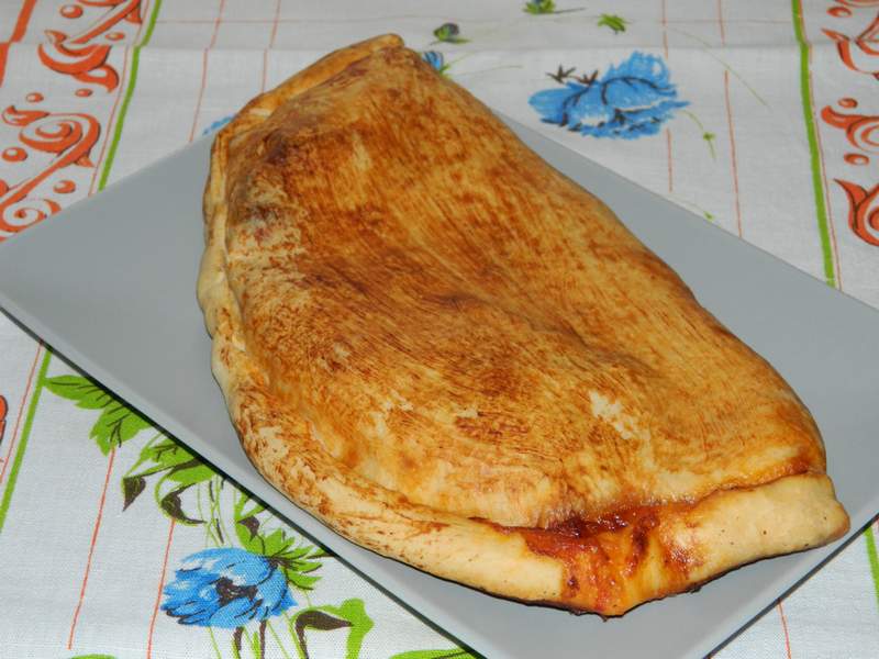 Pizza Calzone