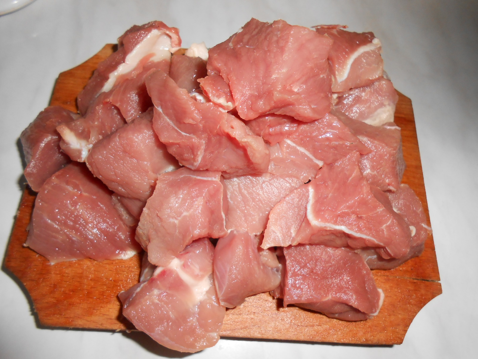 Pulpa de porc si orez la tuci