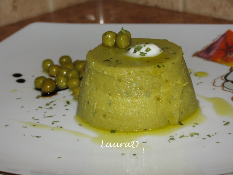 Mousse de sparanghel verde cu mazare si tarhon