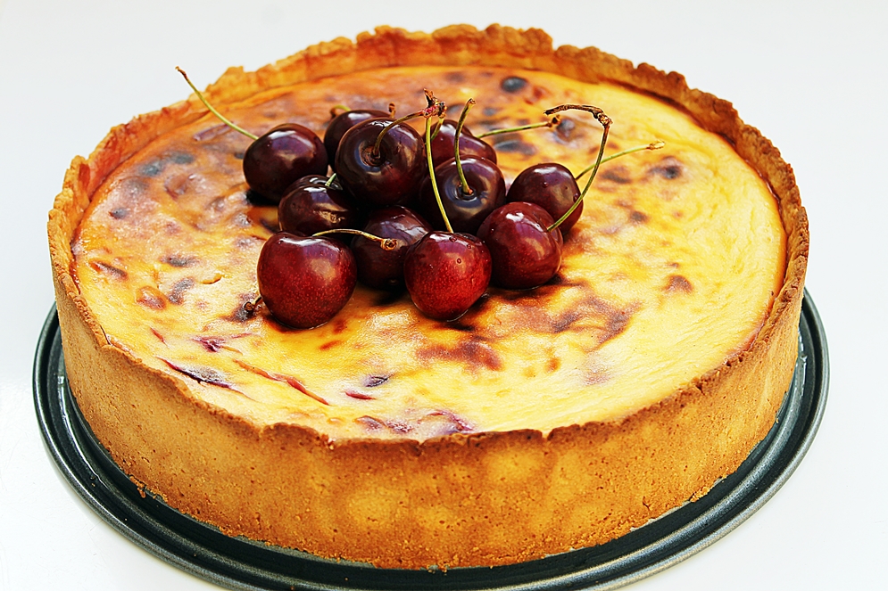 Cheesecake cu ricotta si cirese