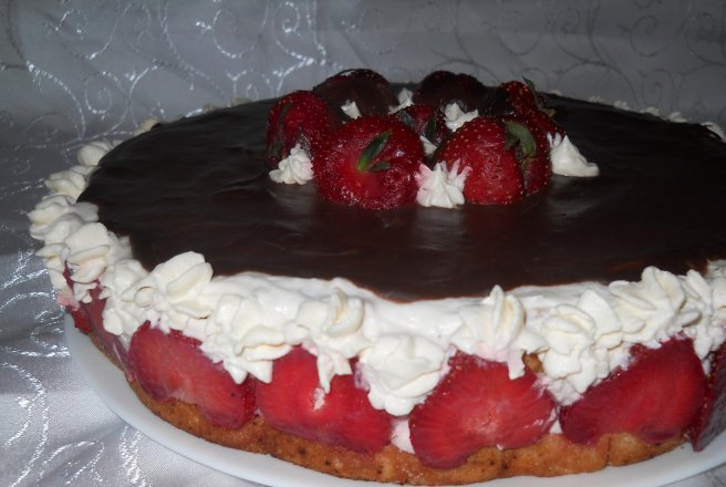 Tort bavareza de capsuni