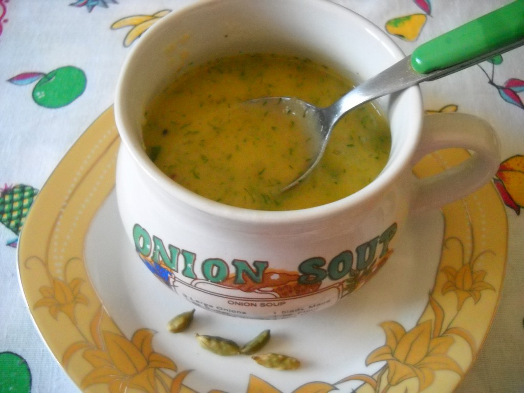 Supa rece cu cardamom