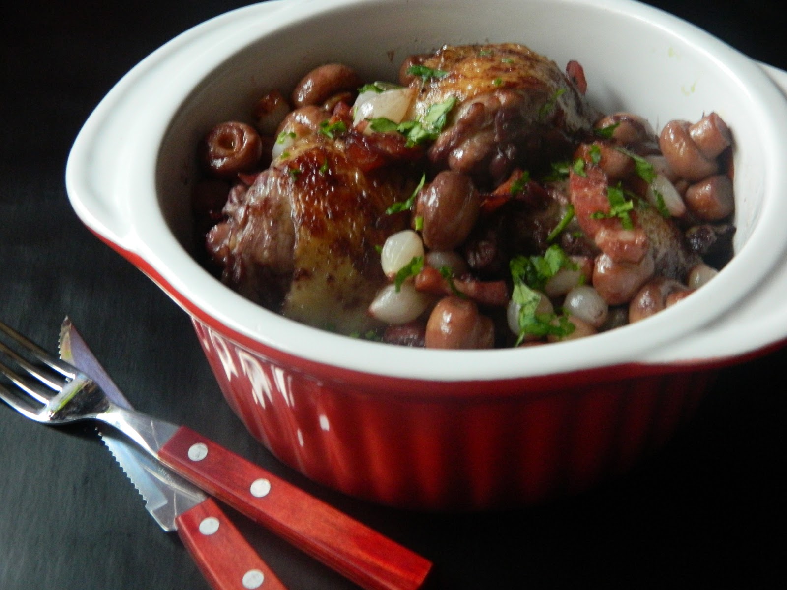 Coq au vin rouge