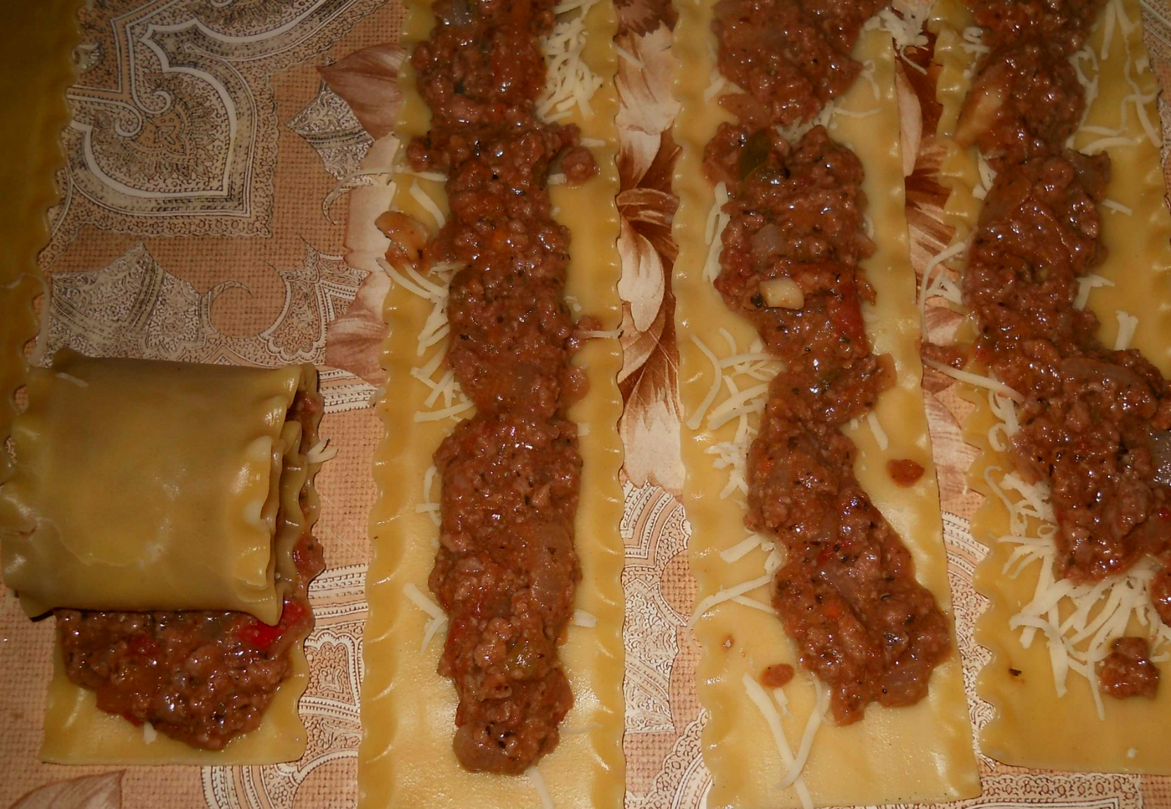 Rulouri de lasagna