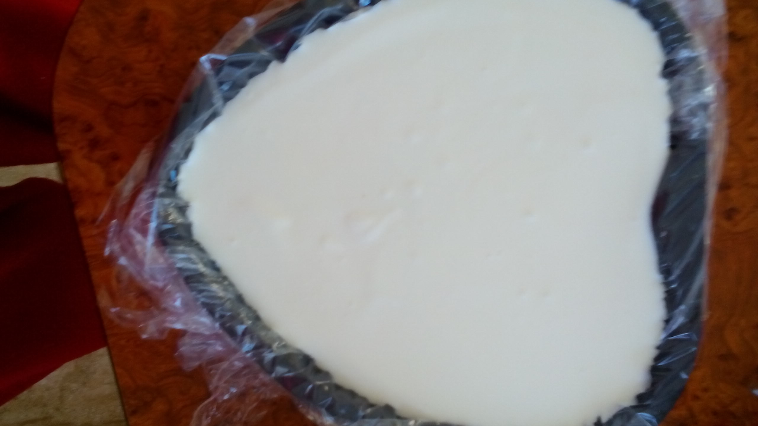 Inimioara cu crema de branza si jeleu