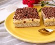 Prajitura cu blat de nuca si crema de vanilie-8
