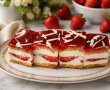 Prajitura cu crema de vanilie si jeleu de capsuni-1