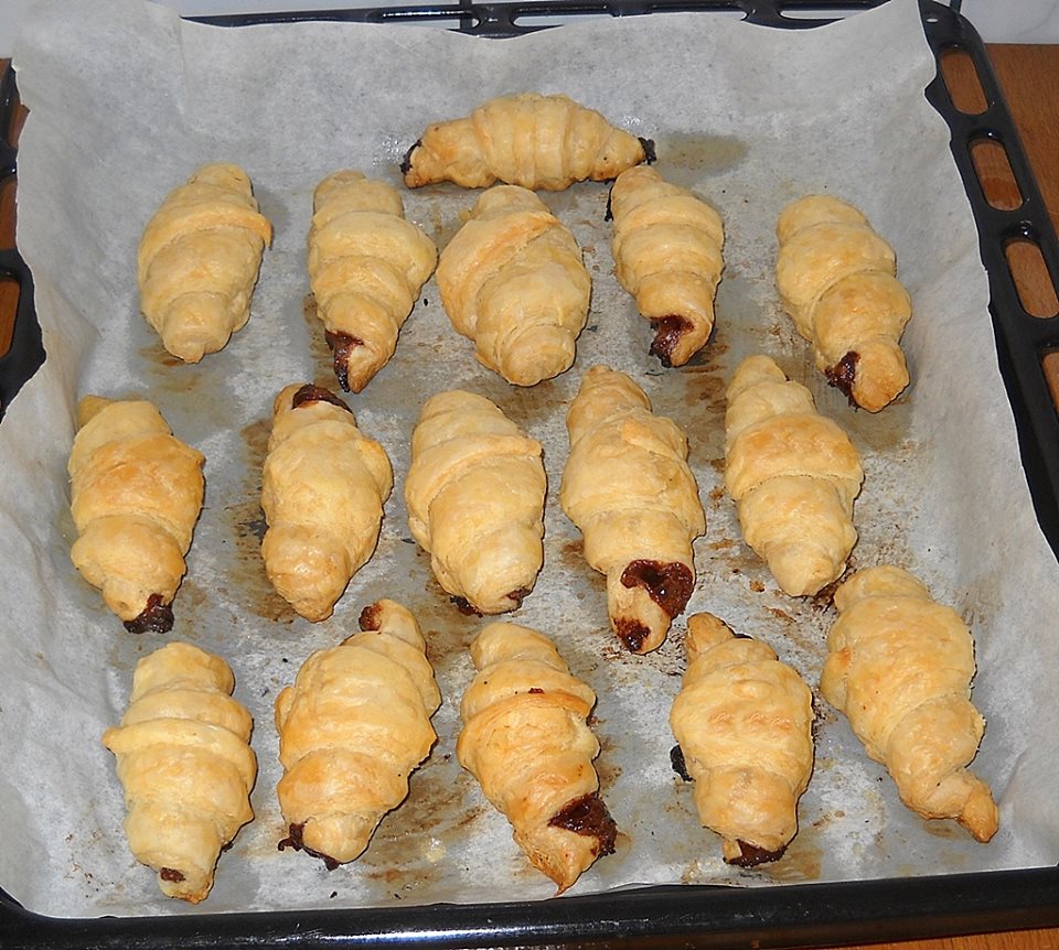 Mini croissante cu ciocolata