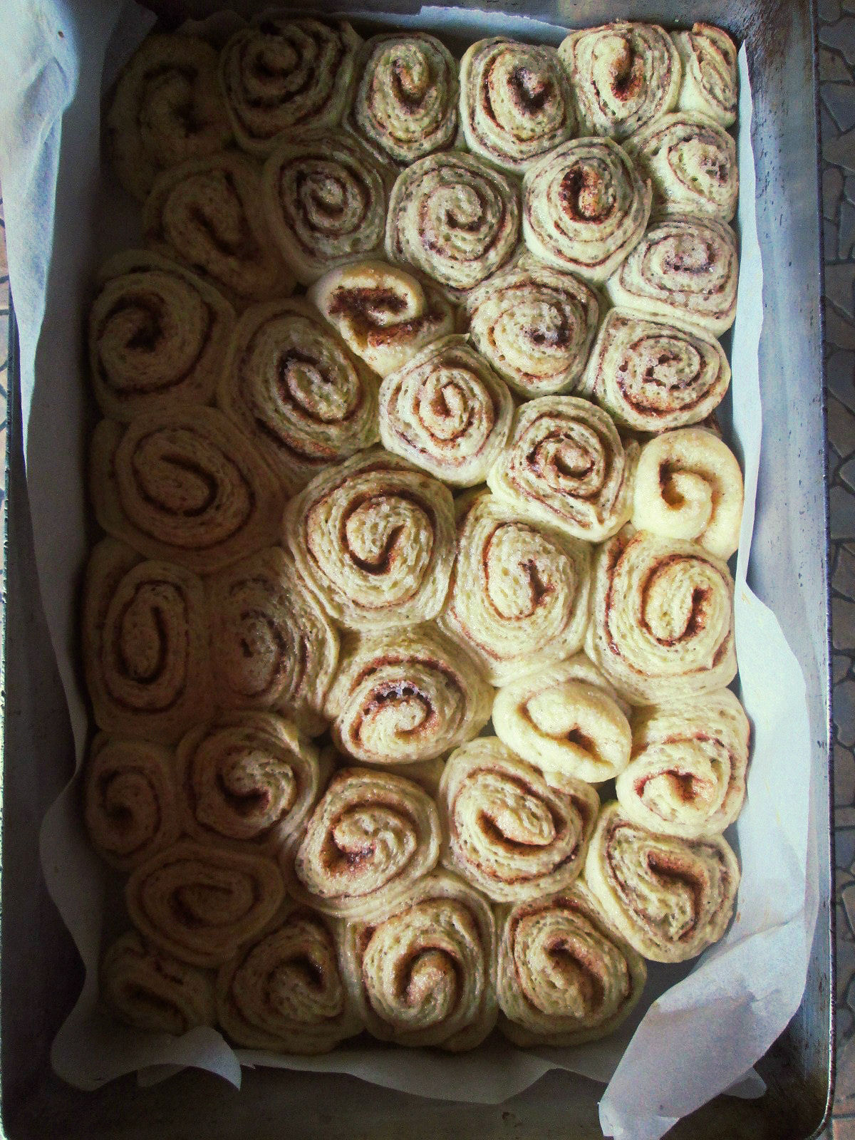 Melcisori cu scortisoara (Cinnamon rolls)