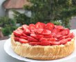 Tarta cu crema de vanilie si capsuni-8