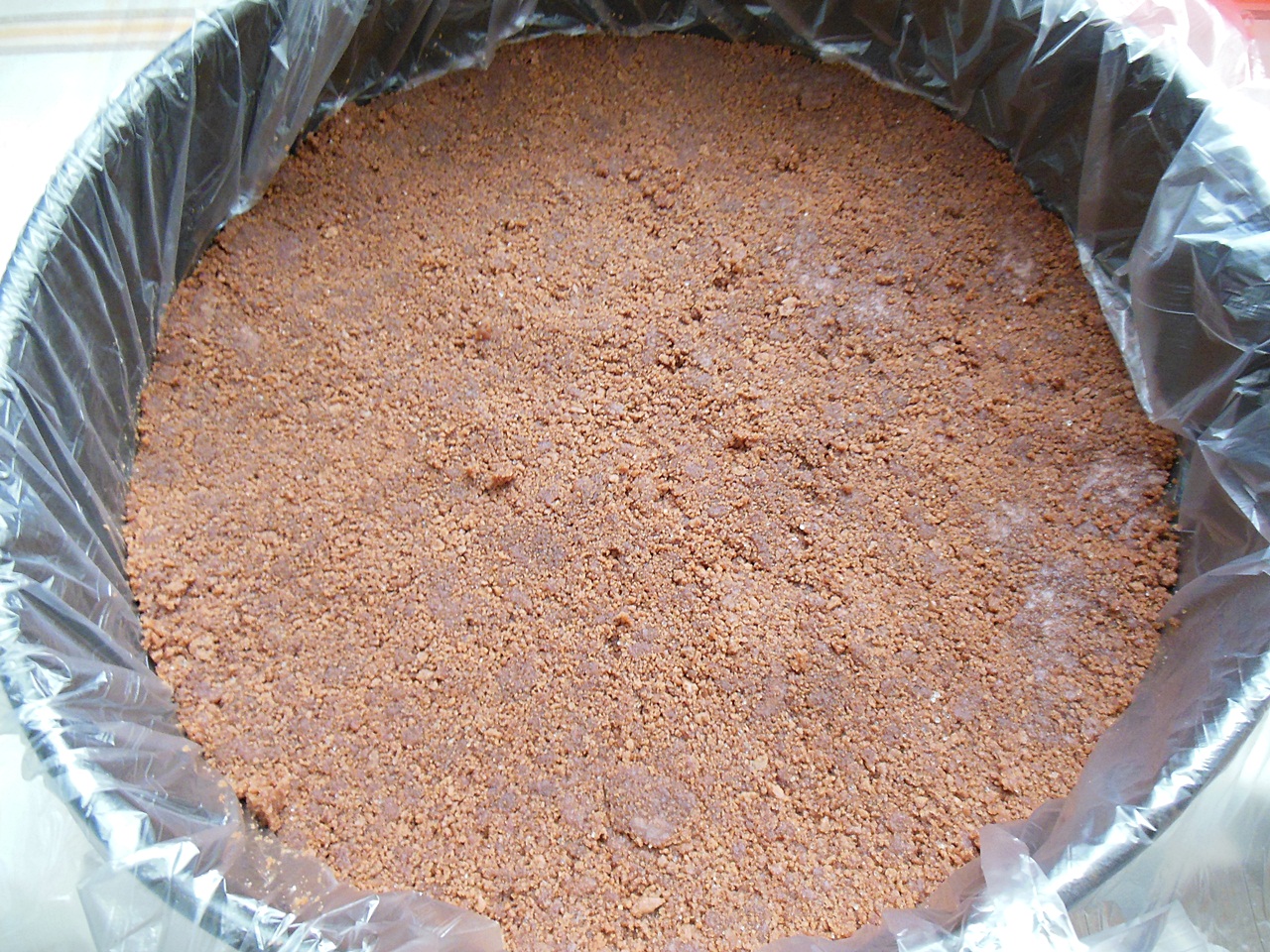 Cheesecake cu jeleu de piersici