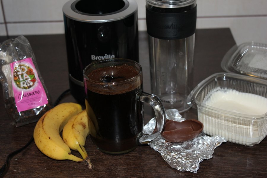 Smoothie cremos cu cafea si sirop de artar