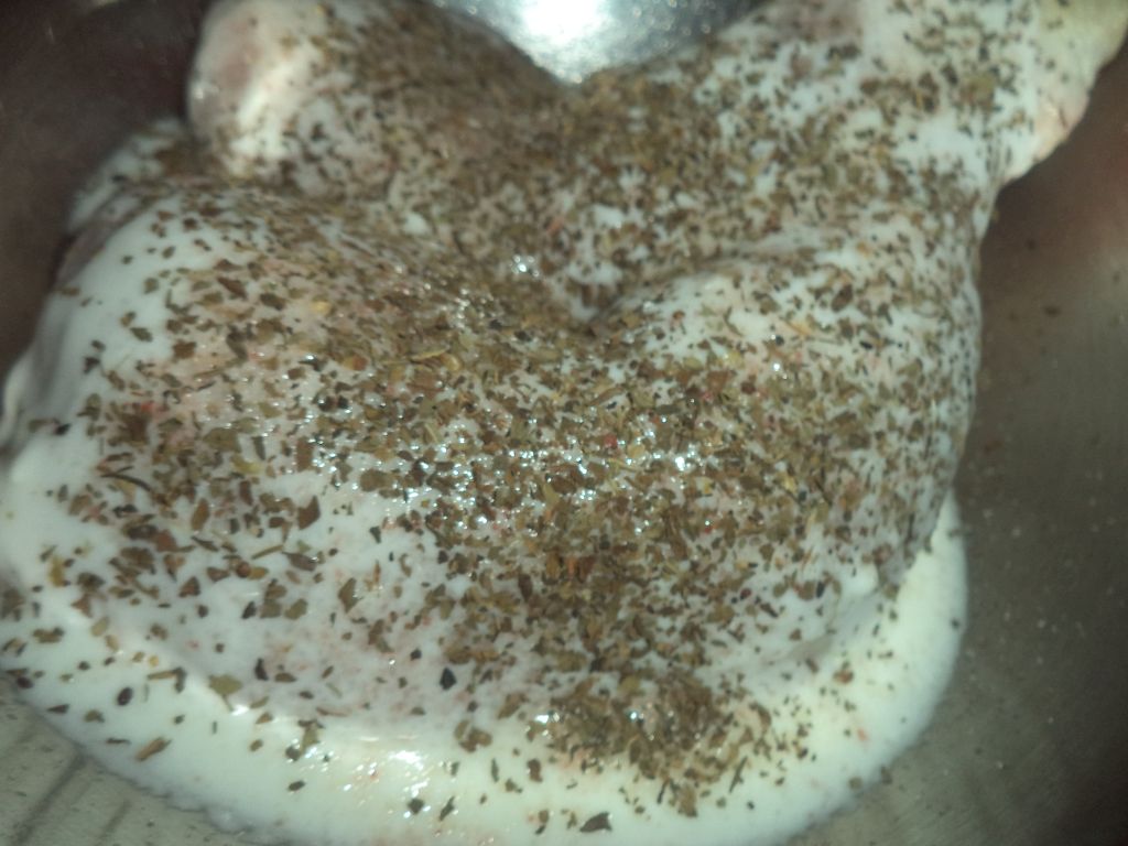 Pulpe de pui marinate in kefir