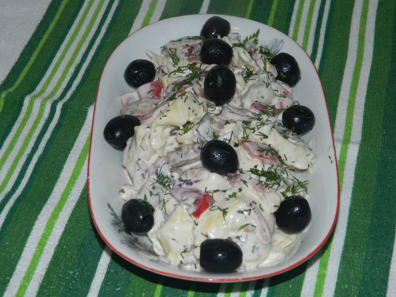 Salata cu tortelloni