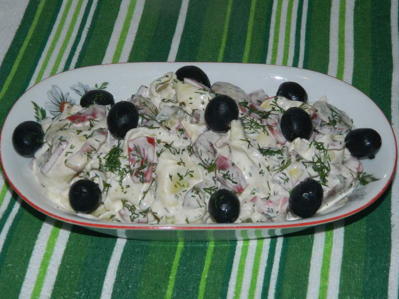 Salata cu tortelloni