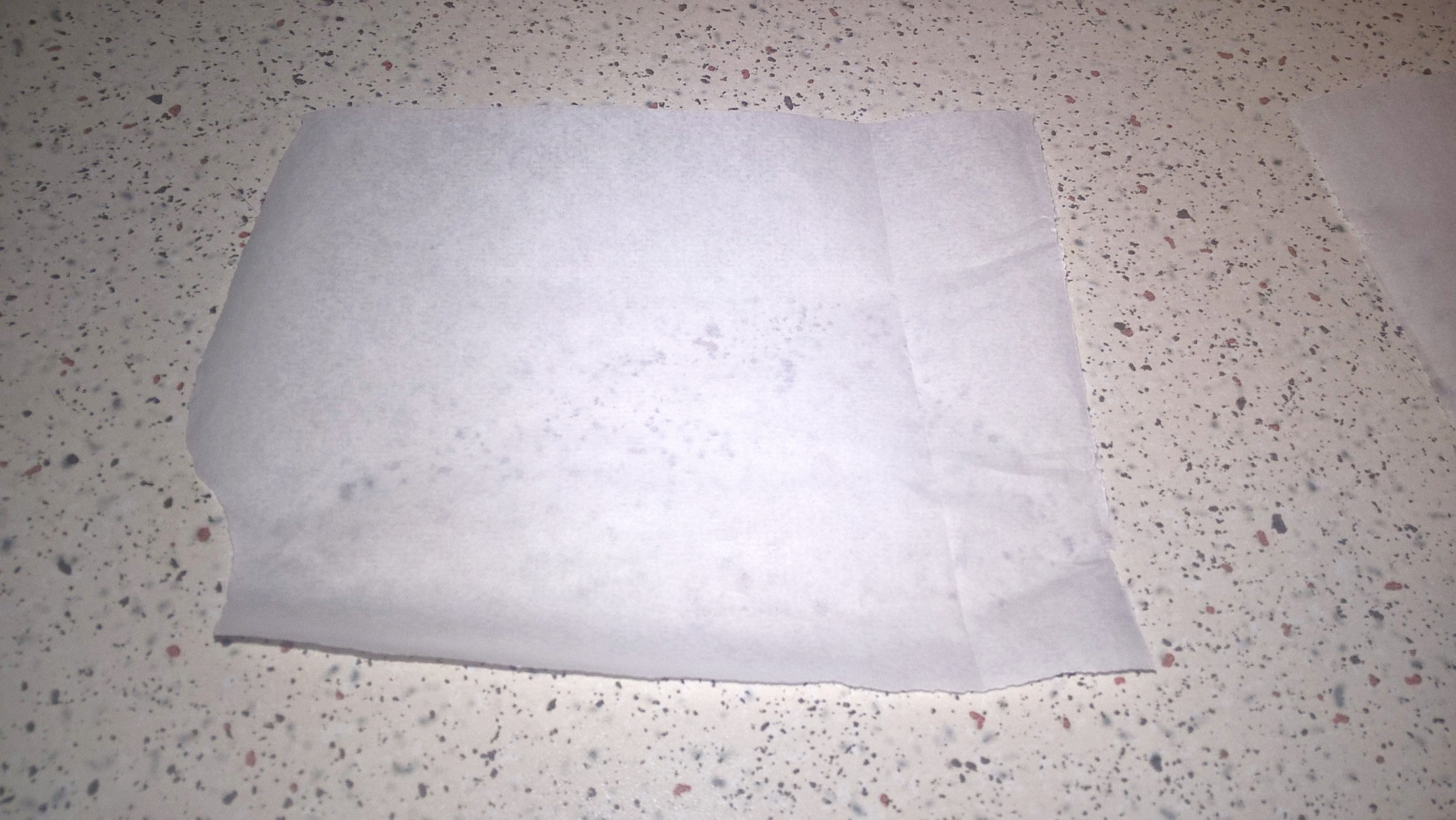 Clatite invelite in ciocolata alba cu crema de vanilie