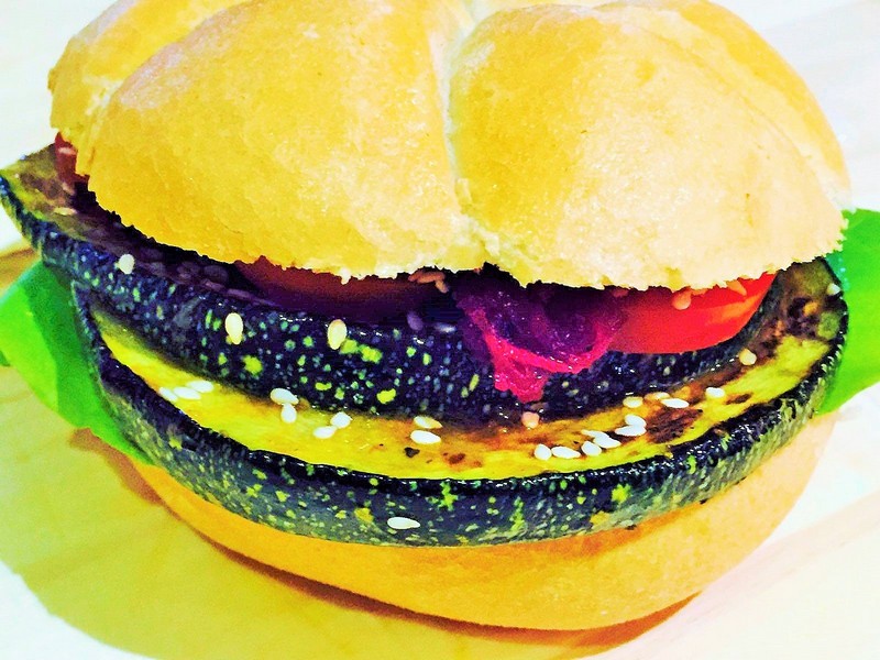 Burger mediteranean vegetarian