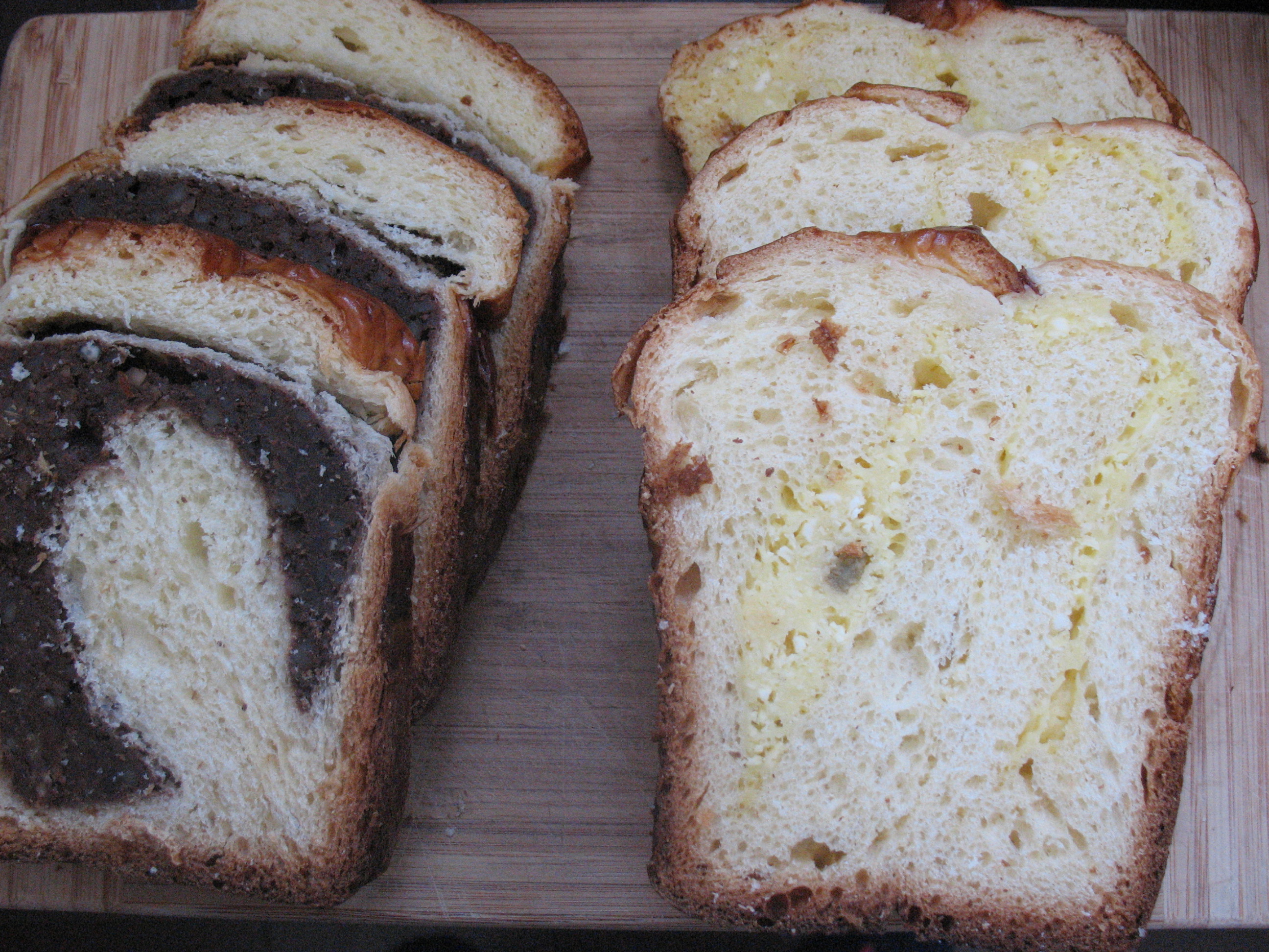 Tort cu crema de portocale si felii de cozonac