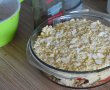 Crumble cu capsuni, rubarba si fulgi de migdale-5