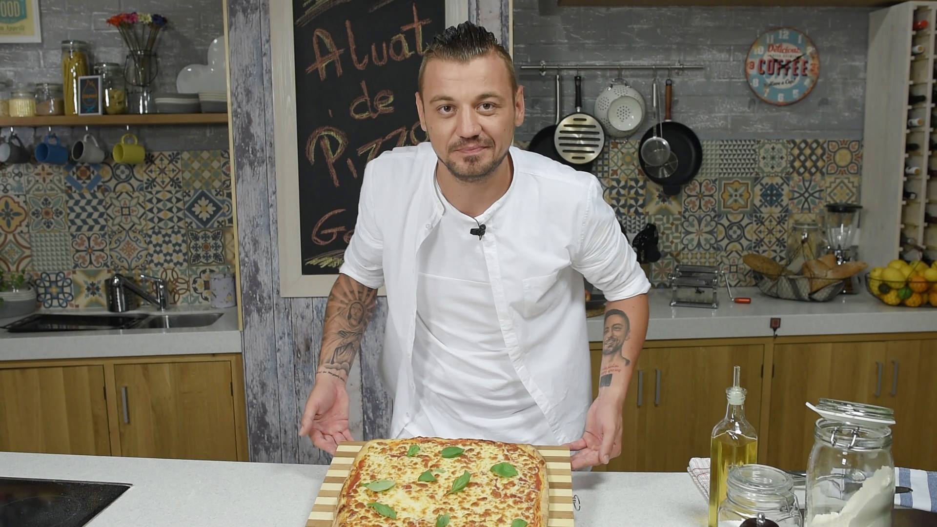 Cum sa faci pizza perfecta acasa? Te invata George Toader – vicecampion European la pizza!