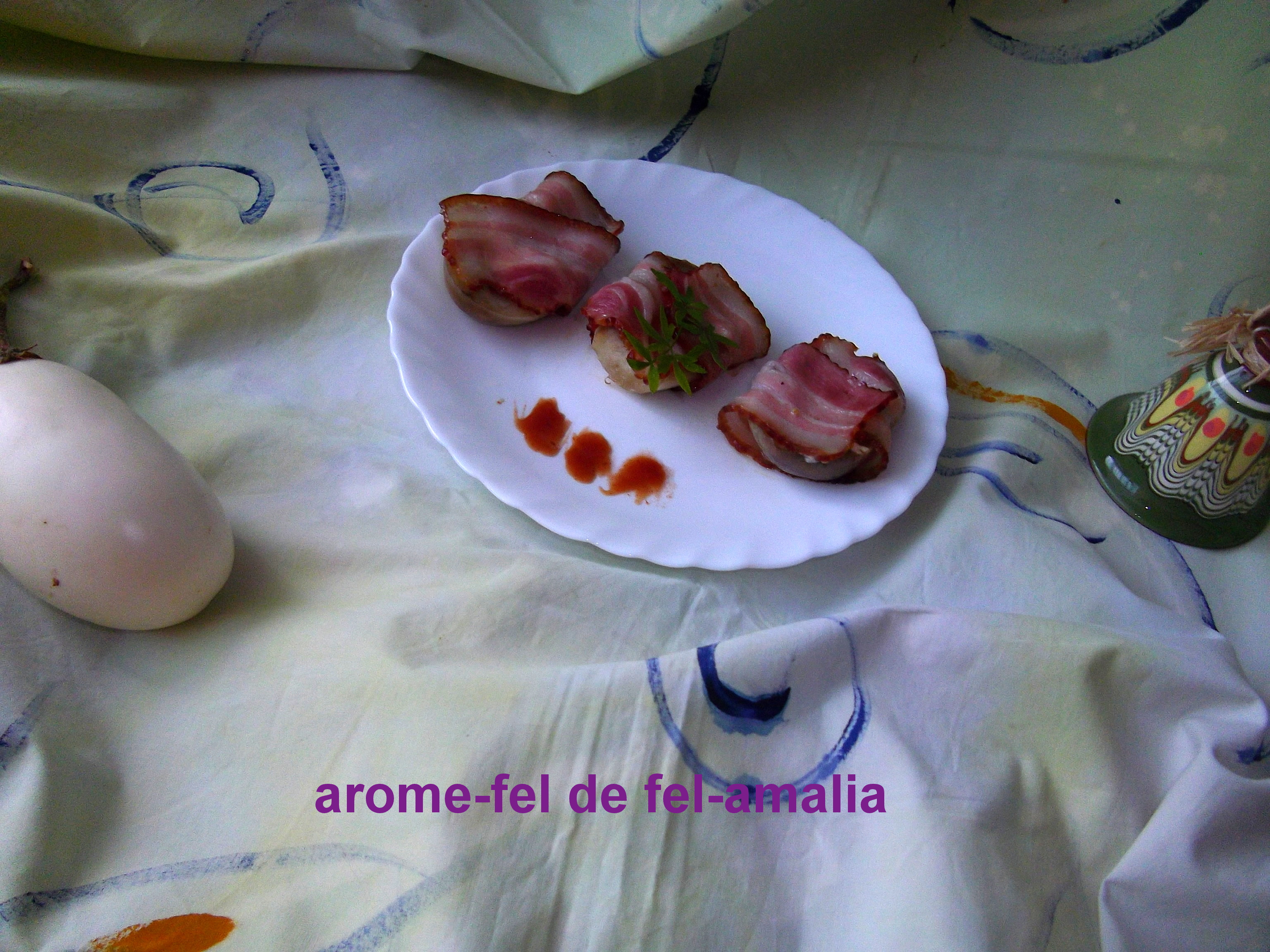 Pachetele de vinete cu bacon