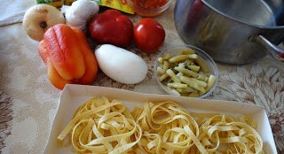 Tagliatelle cu legume