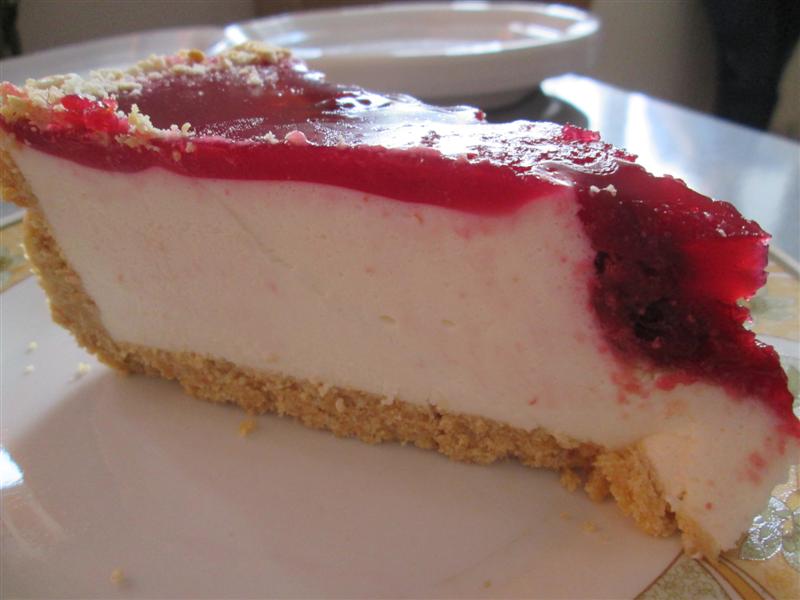 Cheesecake cu visine (fara coacere)