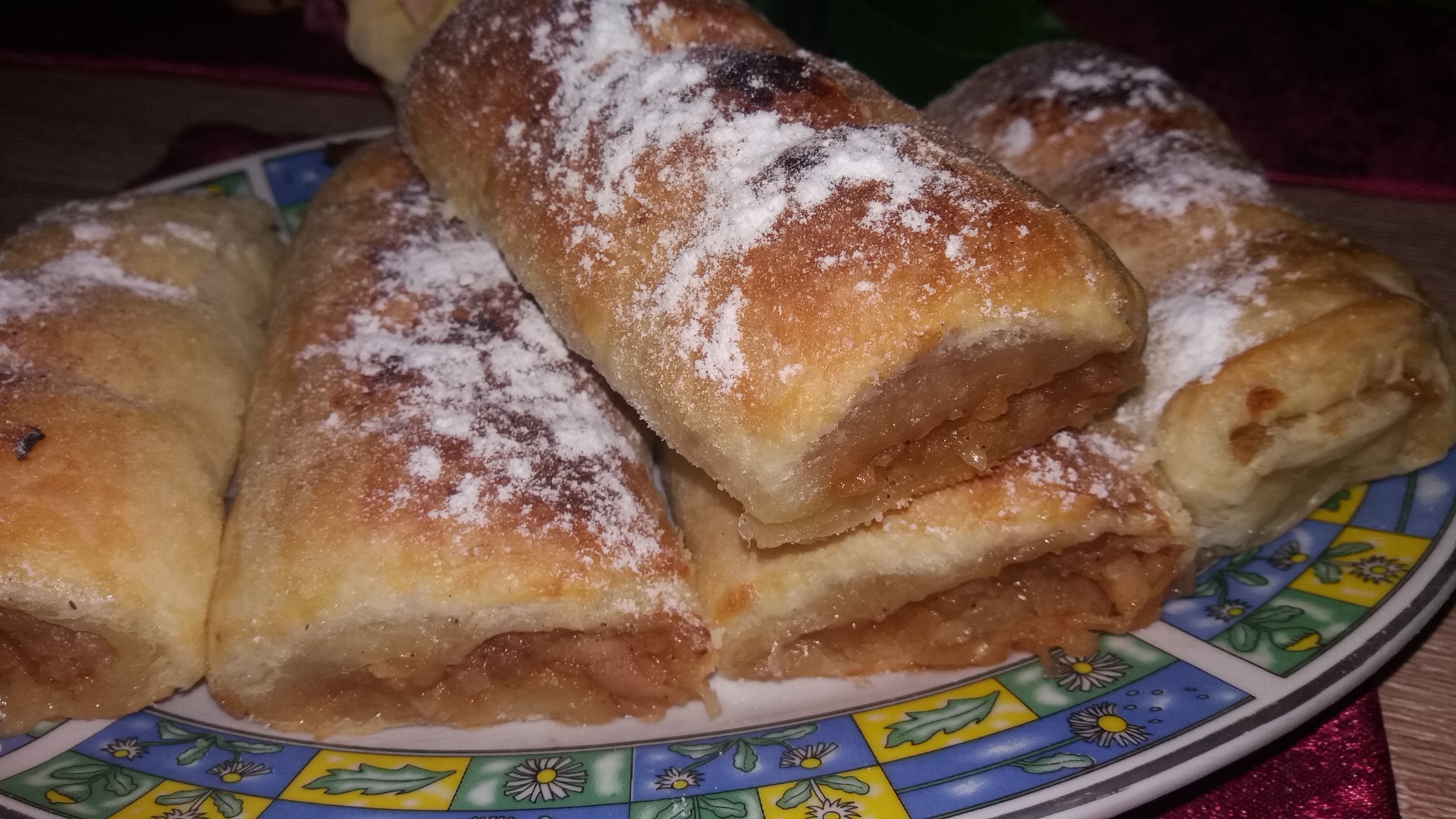 Desert strudel cu mere