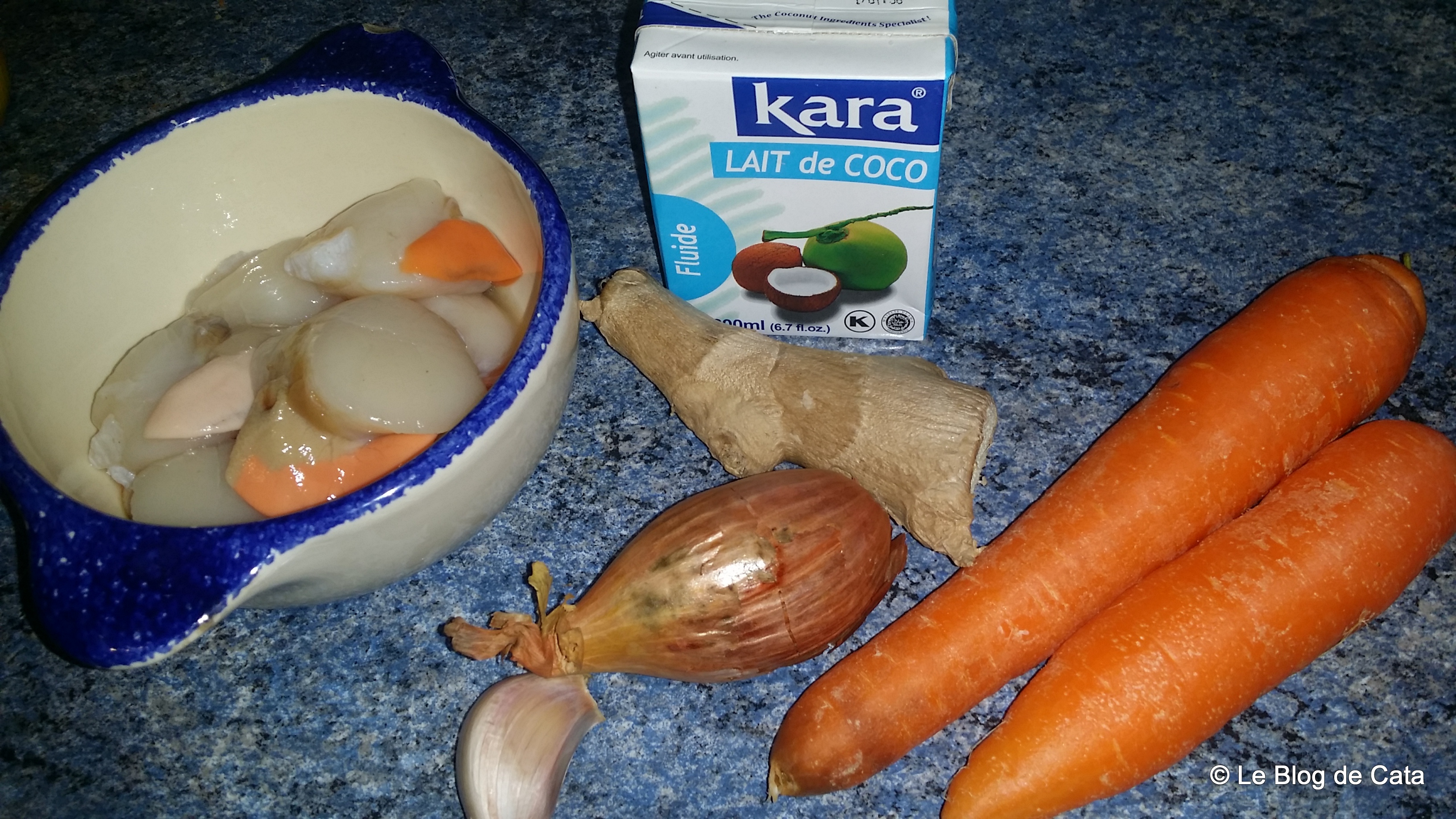Scoici Saint Jacques cu morcovi si lapte de cocos