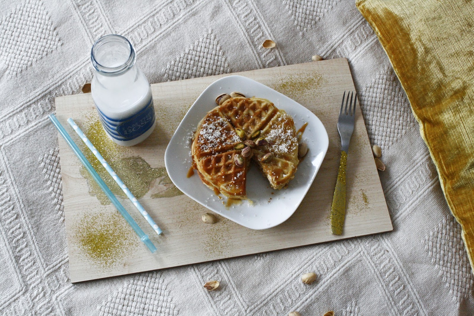 Waffle cu lapte de cocos si biscuiti