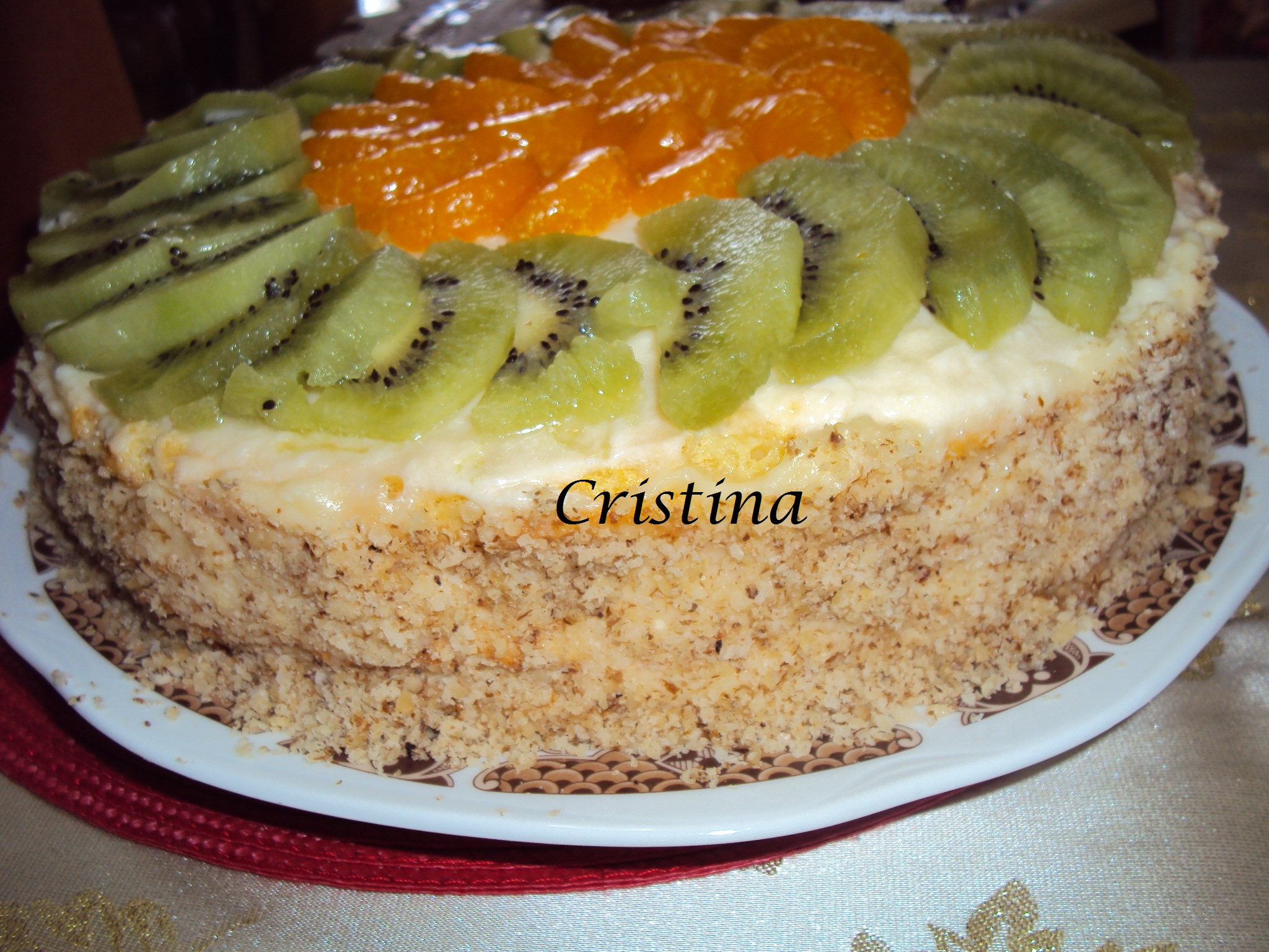 Desert tort cu crema de vanilie si fructe