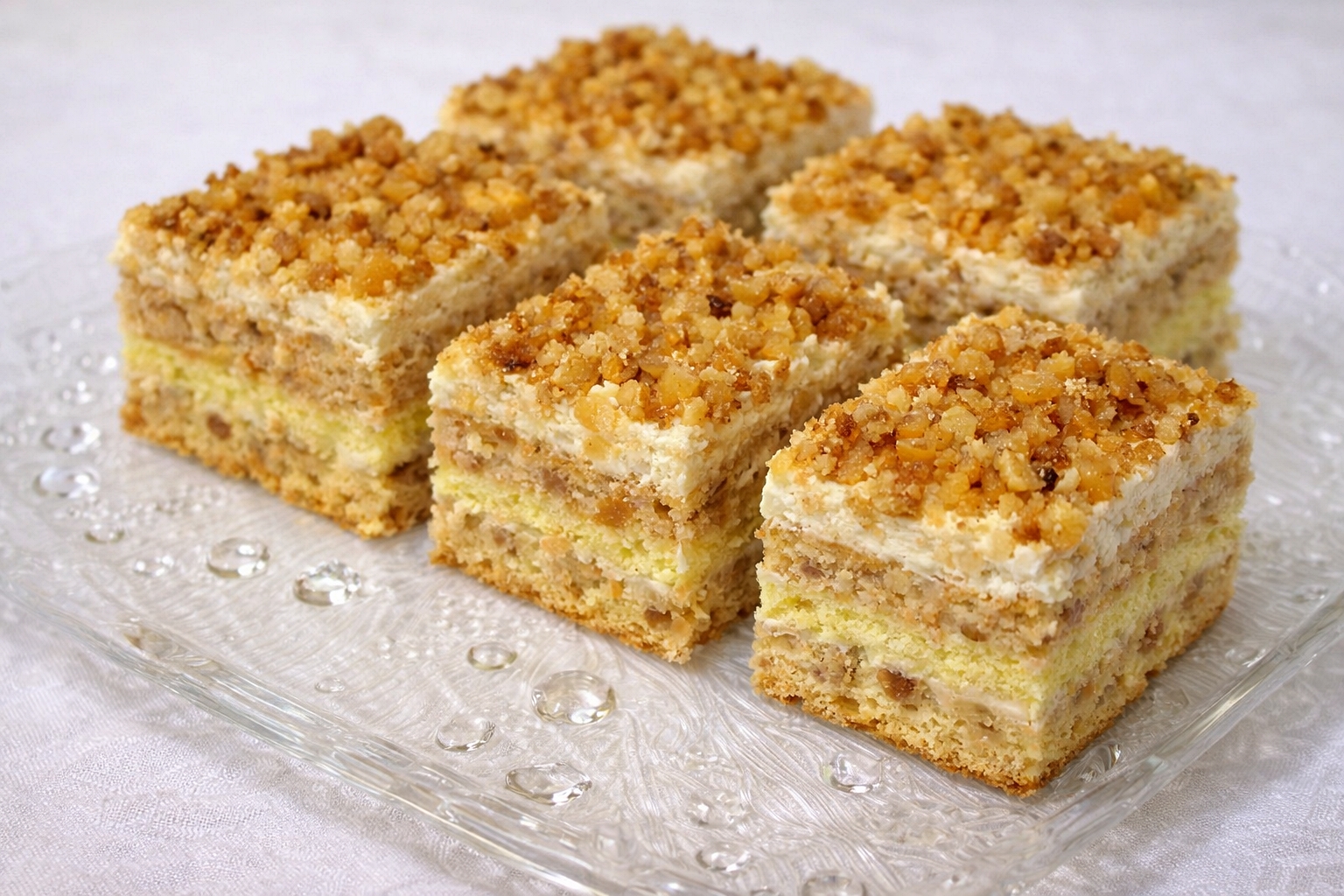 Desert prajitura cu nuca si vanilie