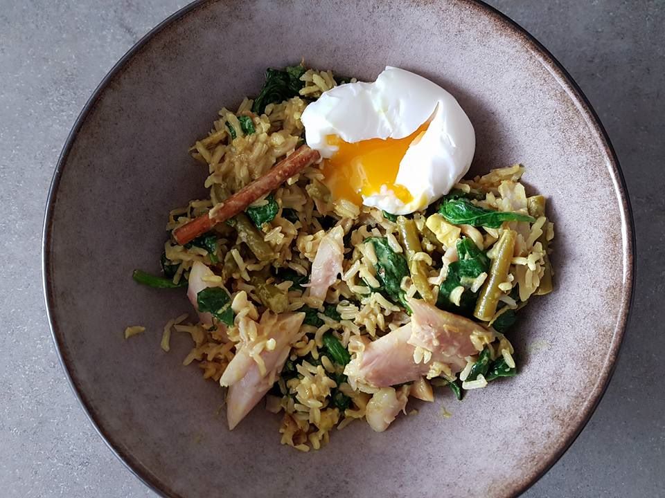 Kedgeree cu peste, fasole pastai si spanac