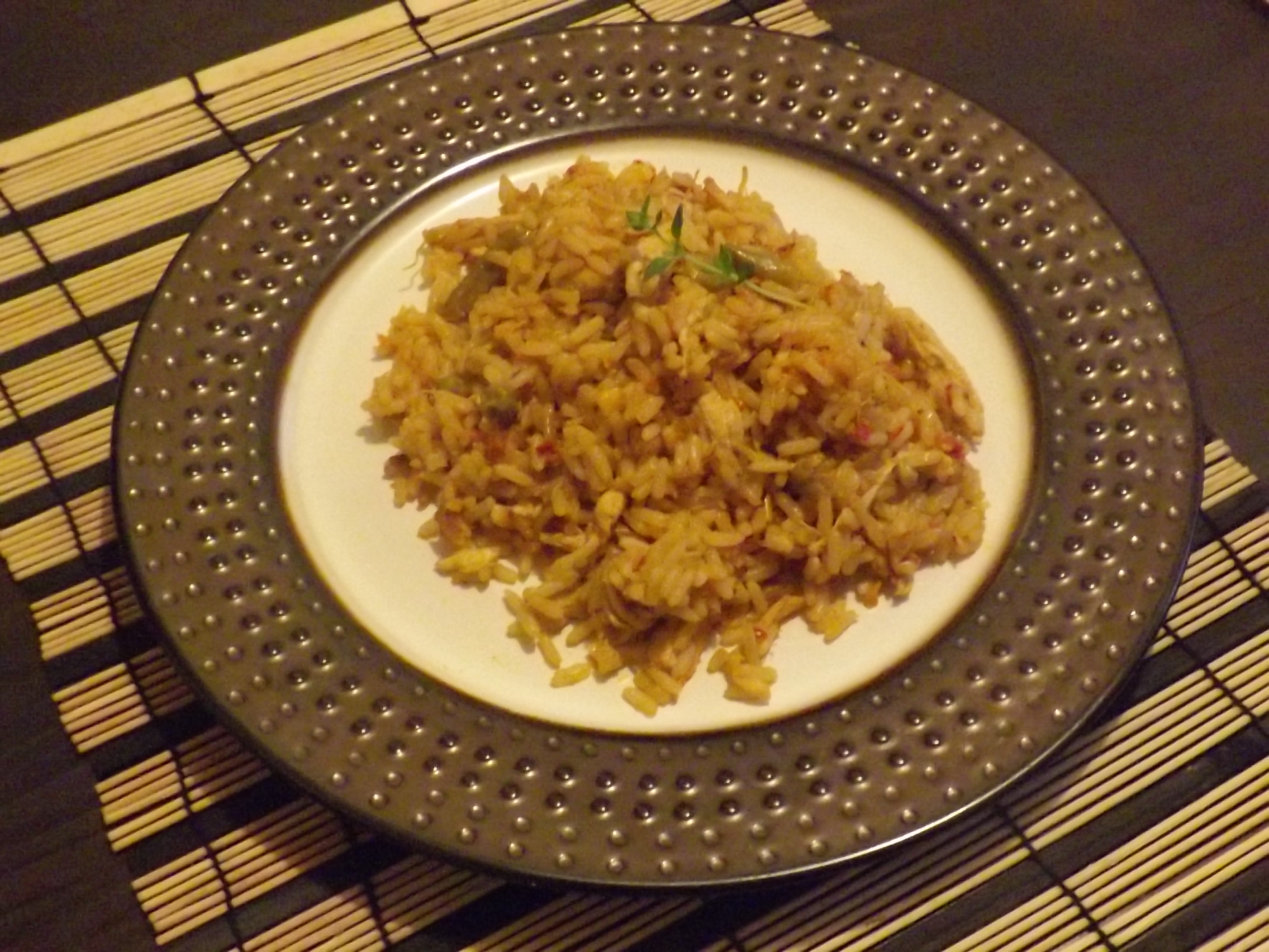 Arroz con pollo (orez cu pui)