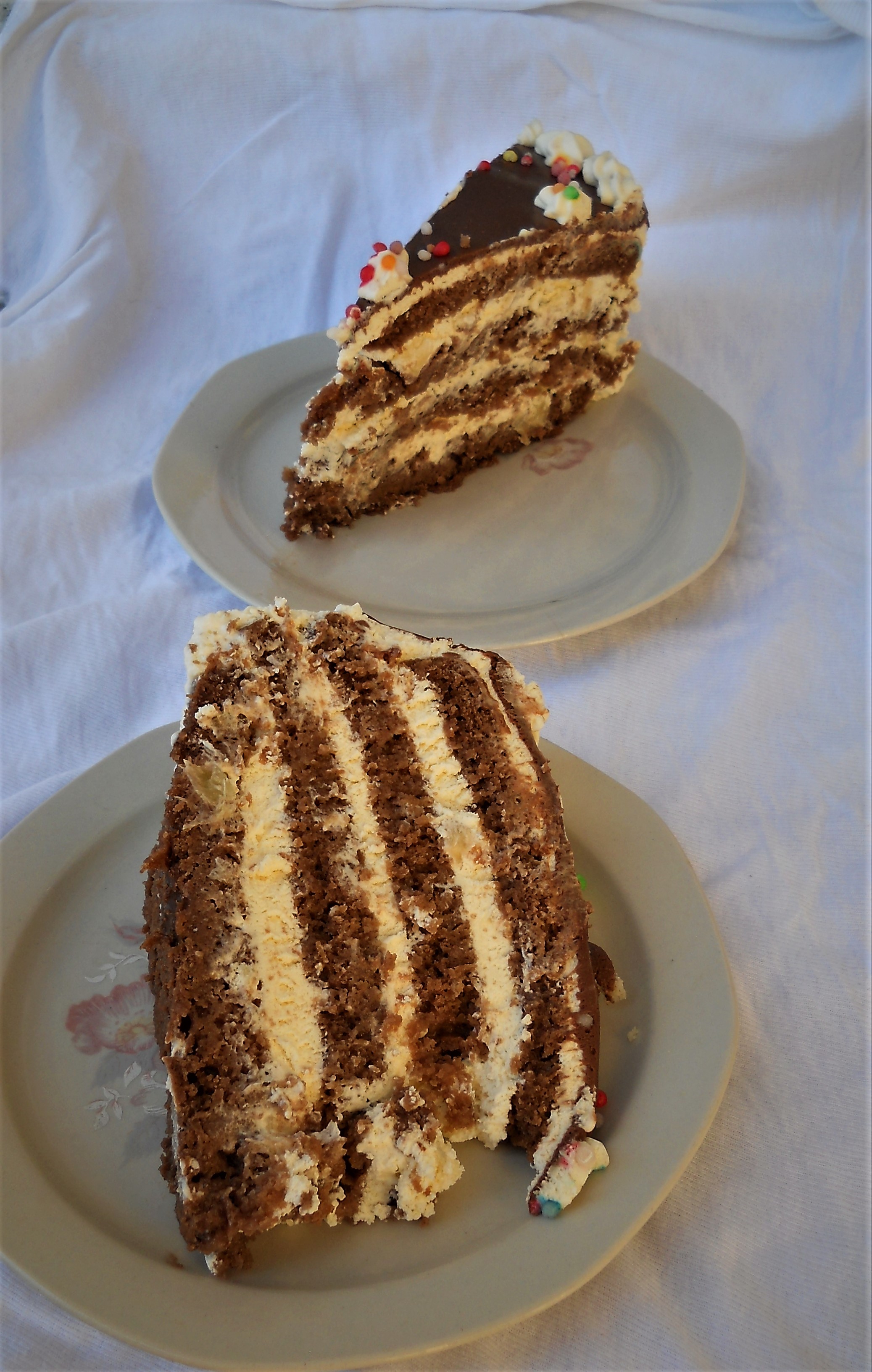 Desert tort cu crema de ananas