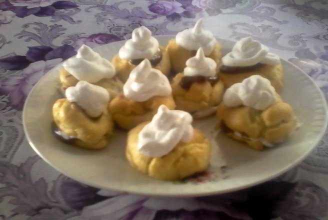 Desert choux a la creme