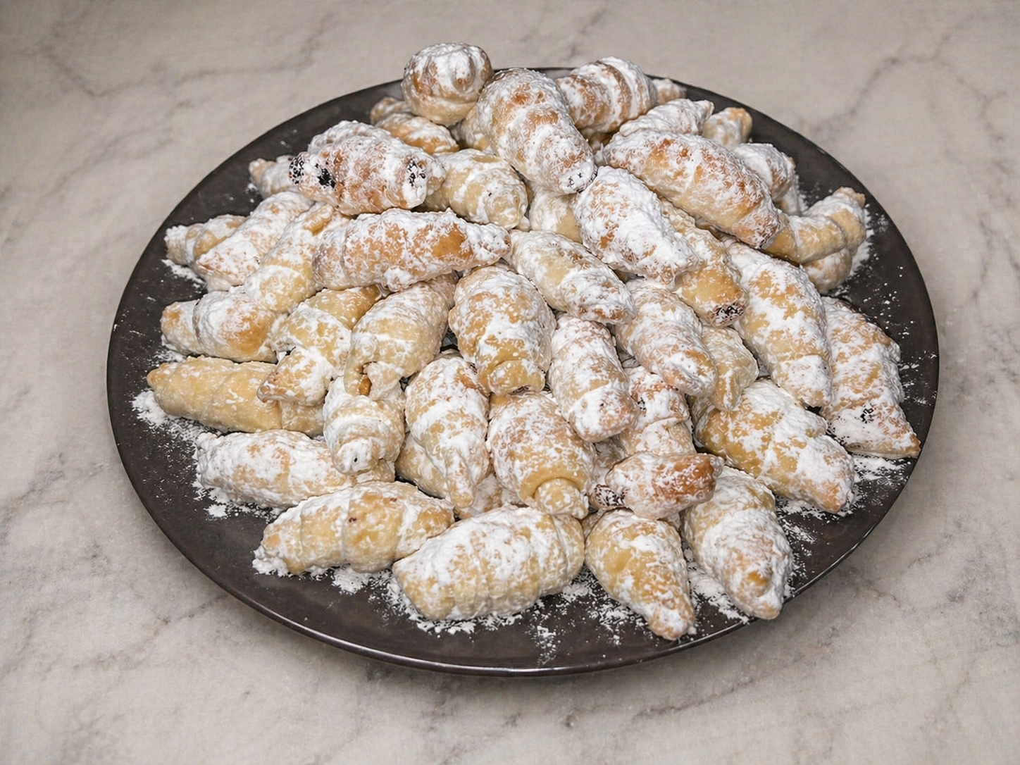 Desert cornulete cu dulceata