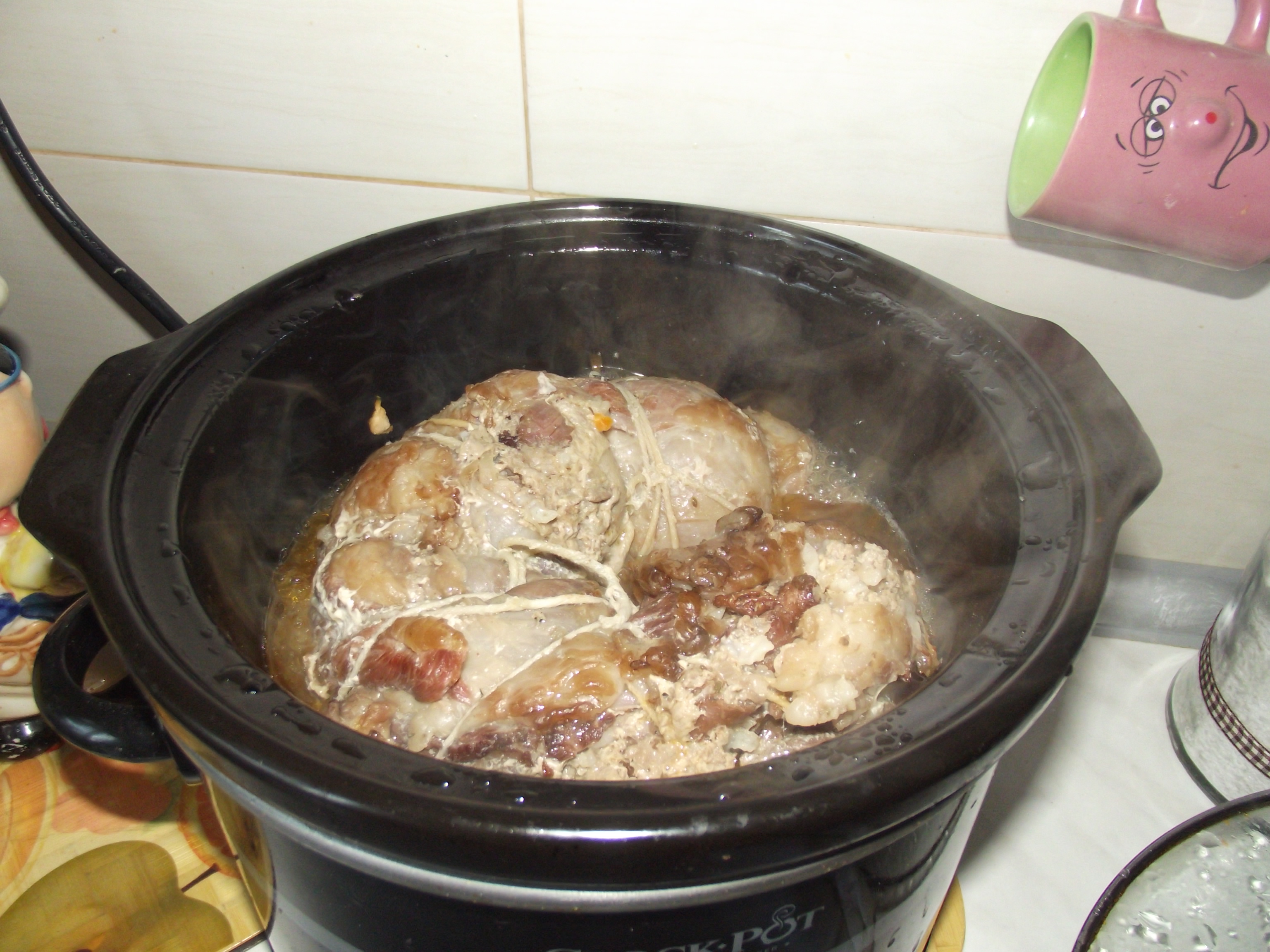 Rulada de porc la slow cooker Crock-Pot