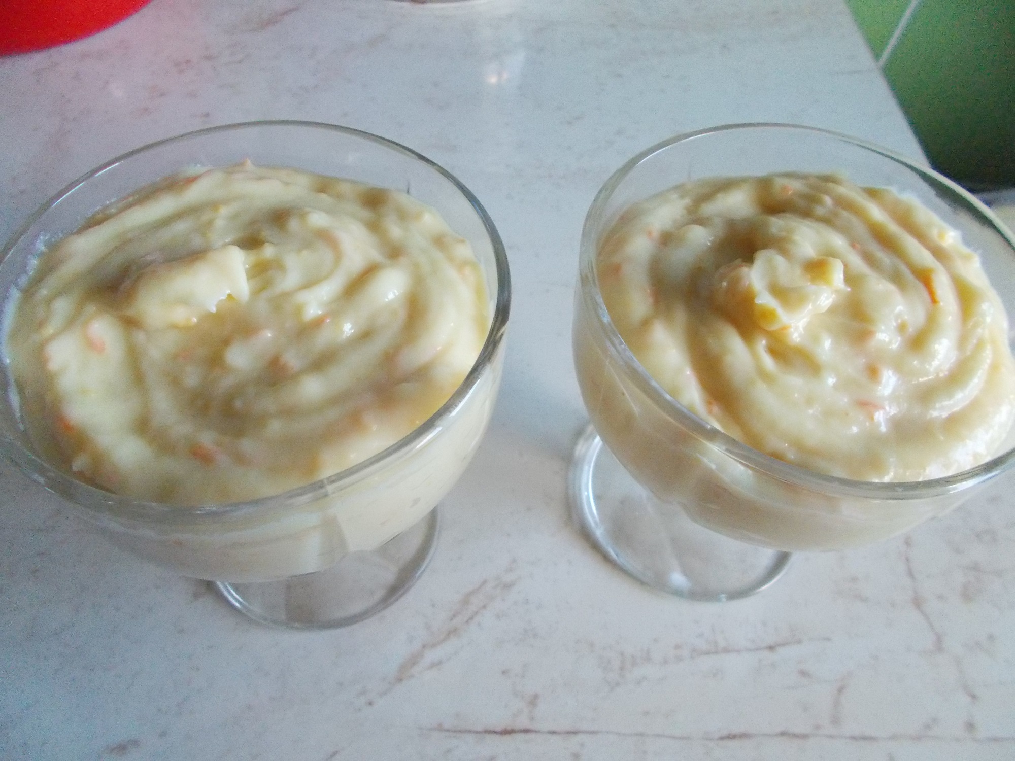 Desert crema de portocale, la pahar