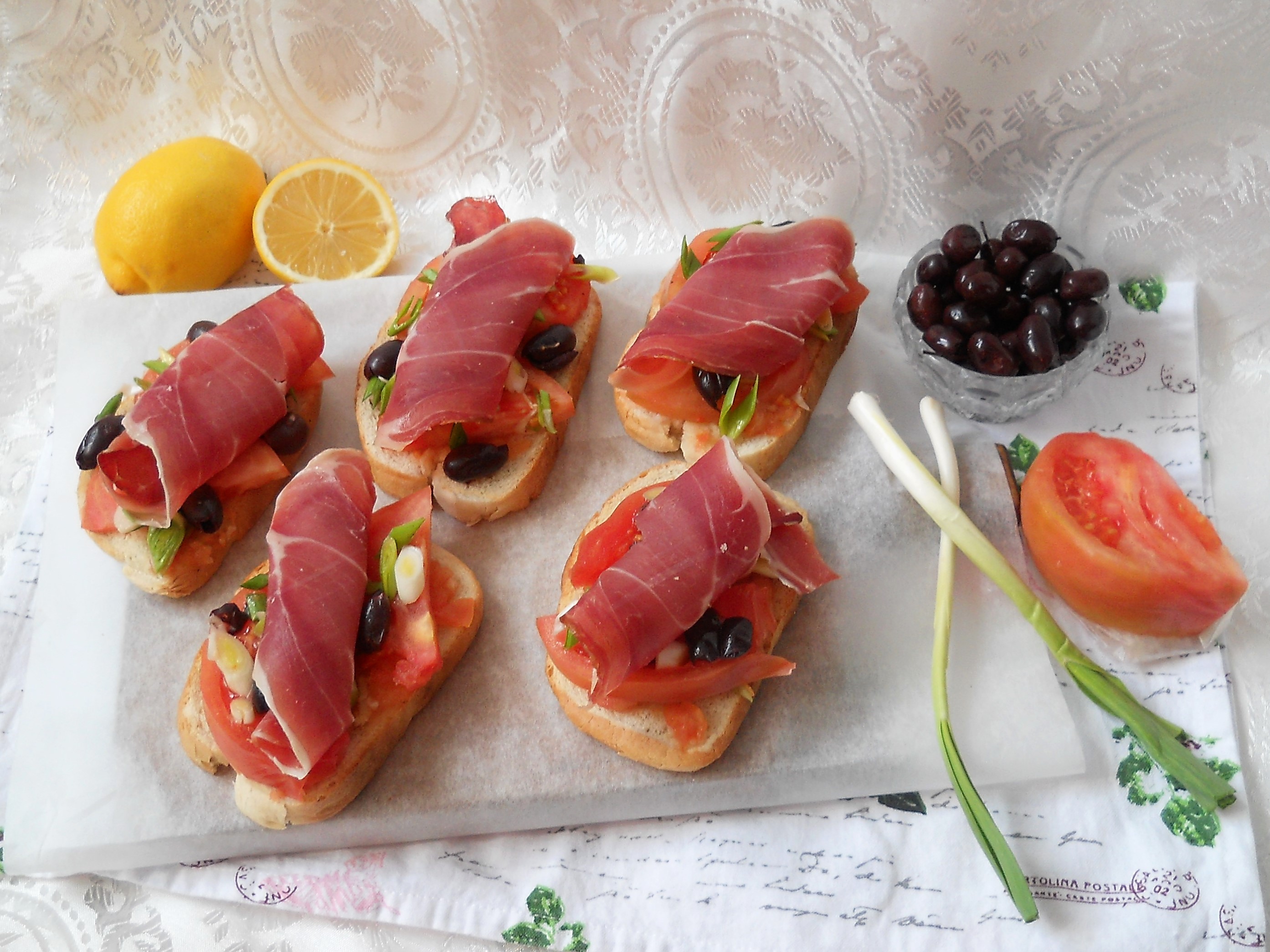 Aperitiv tapas cu jambon