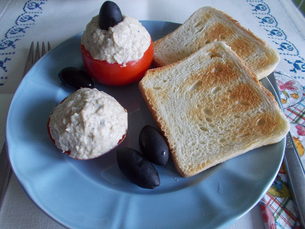 Salata de vinete, cu usturoi si smantana