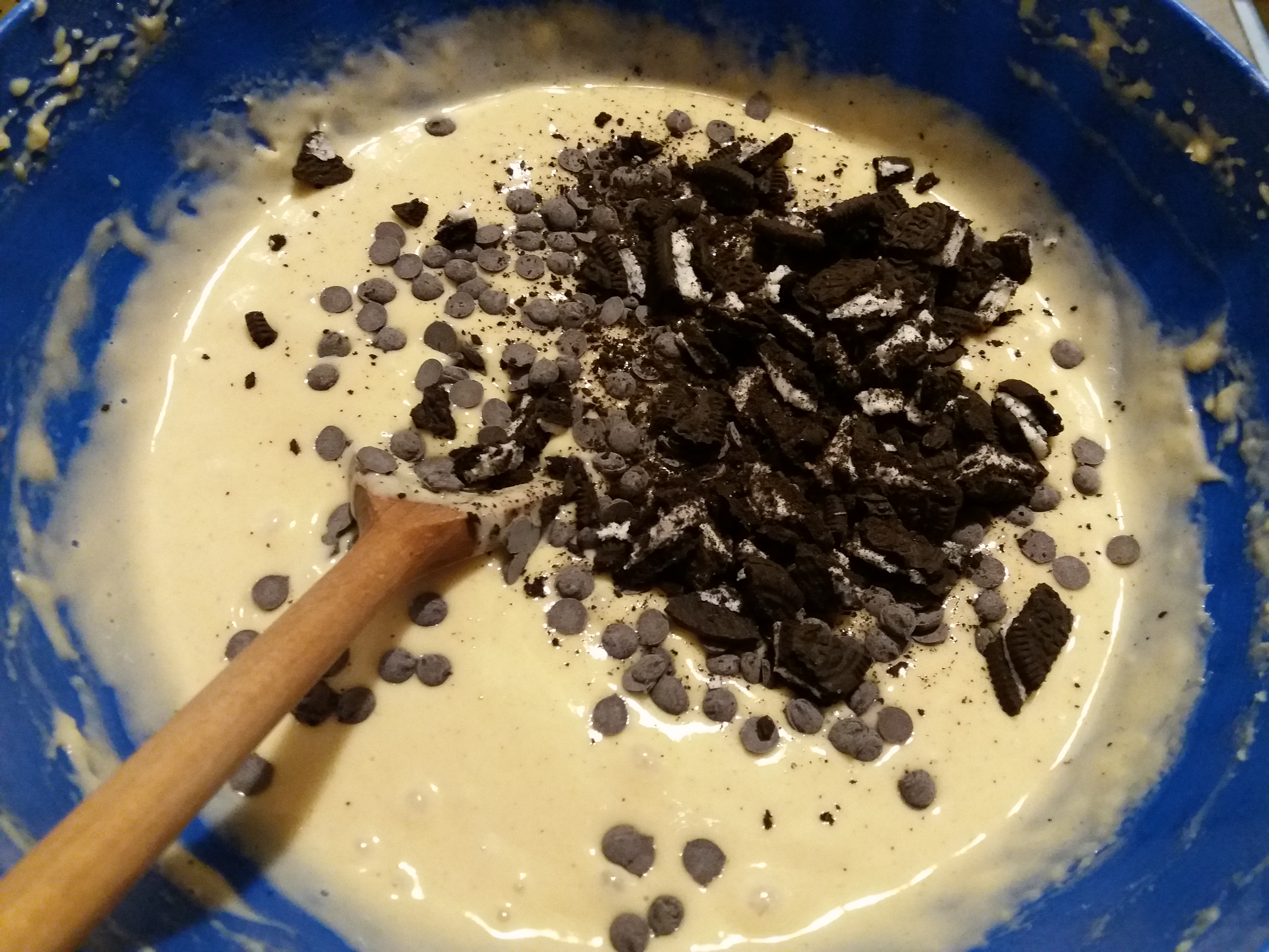 Desert chec cu oreo si ciocolata