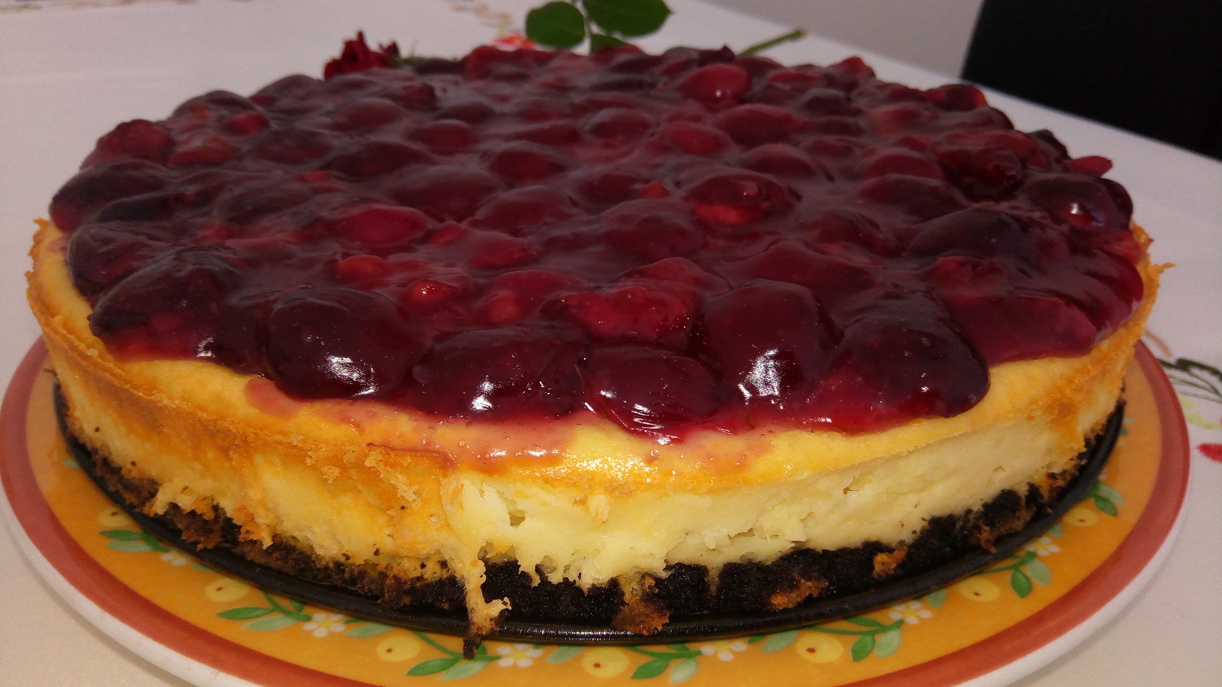 Desert cheesecake copt, cu cirese