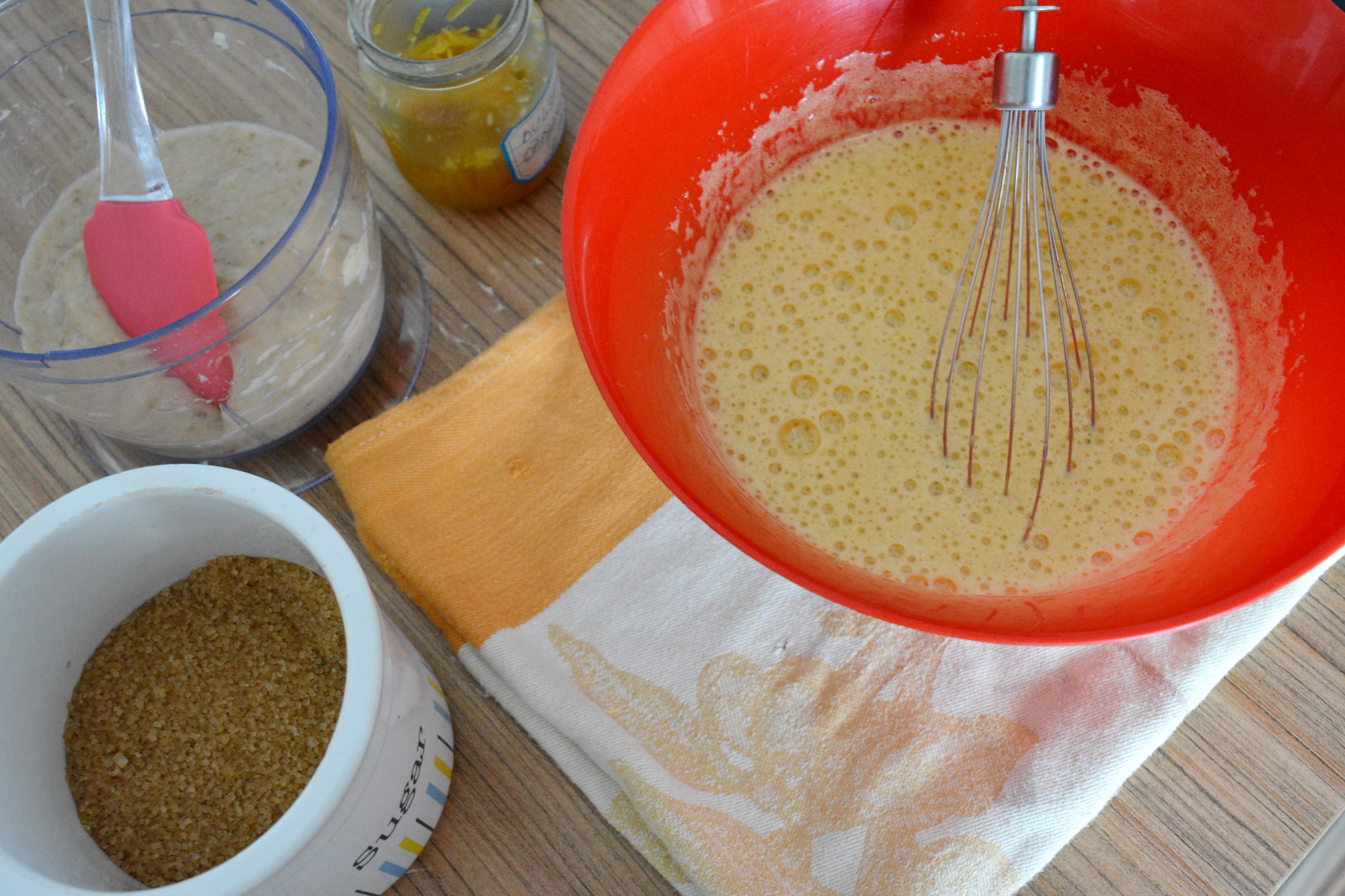 Desert banana bread cu afine si ciocolata cu menta