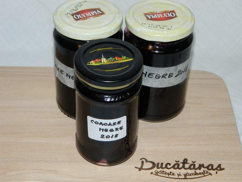 Dulceata de coacaze negre