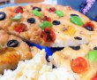 Focaccia cu busuioc, ierburi italiene, masline si rosii-18