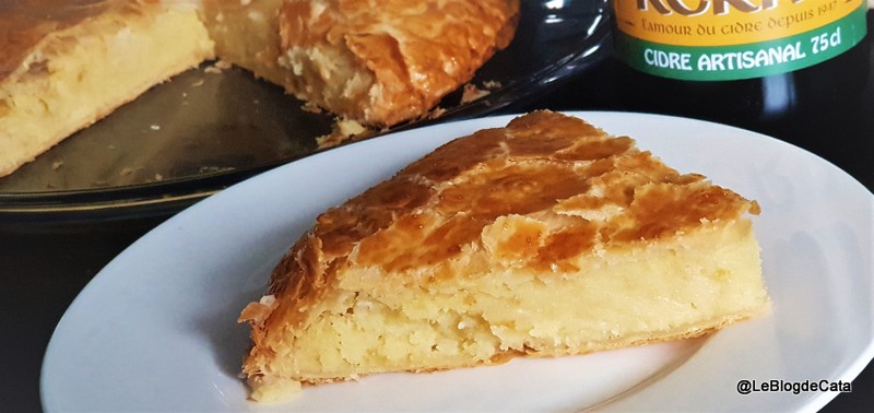 Desert placinta cu migdale si lemon curd / Galette des rois