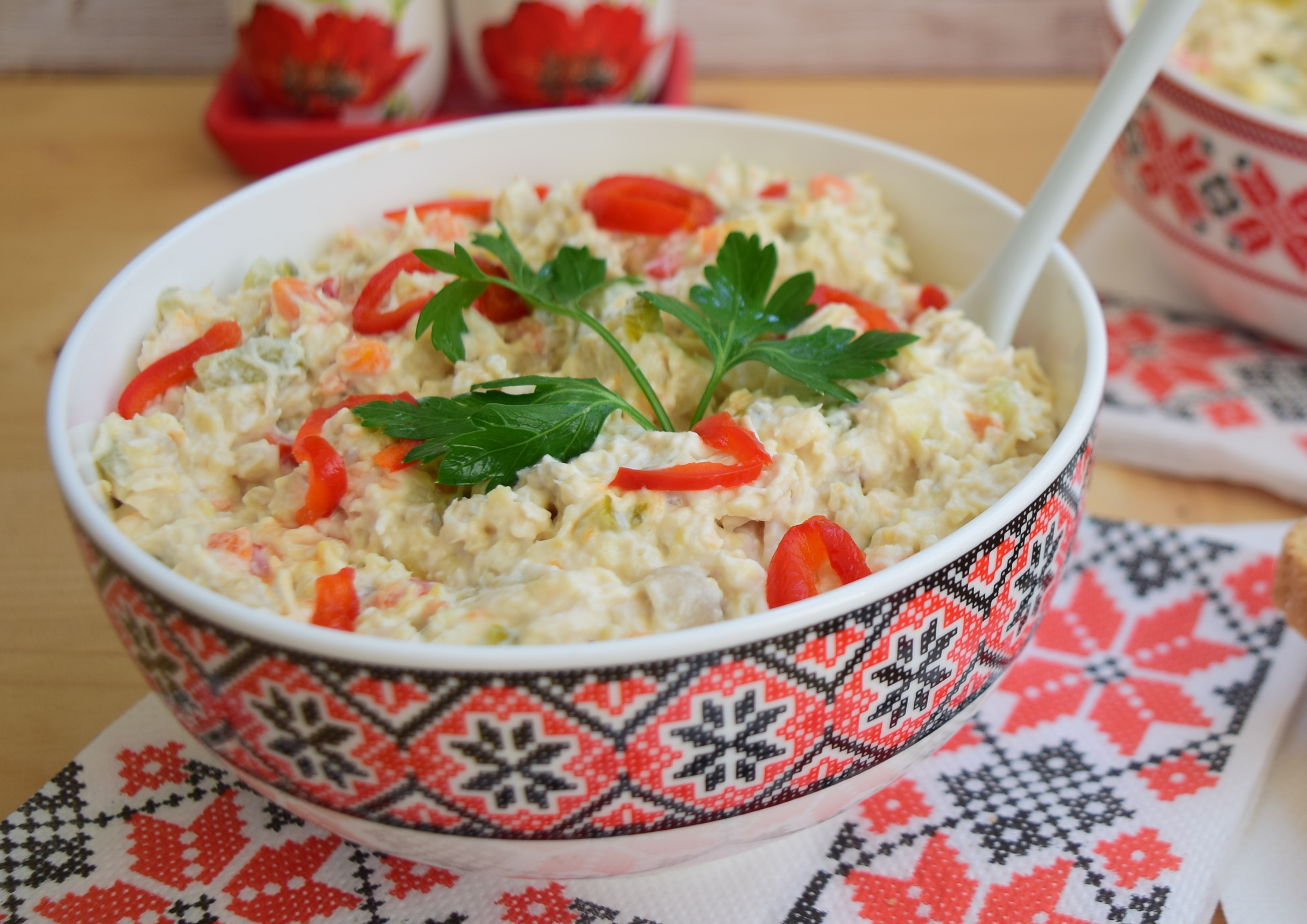 Salata de ciuperci cu piept de pui si telina